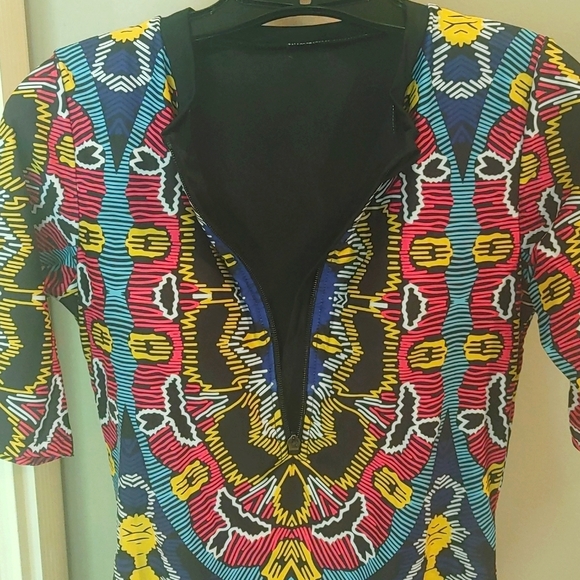 Dear Lover-Blue & Red Abstract One Piece - Picture 4 of 7